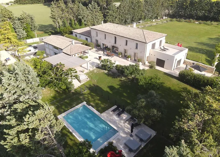 Domaine De La Franquette By Bridget & Pascal - Piscine Chauffee & Spa