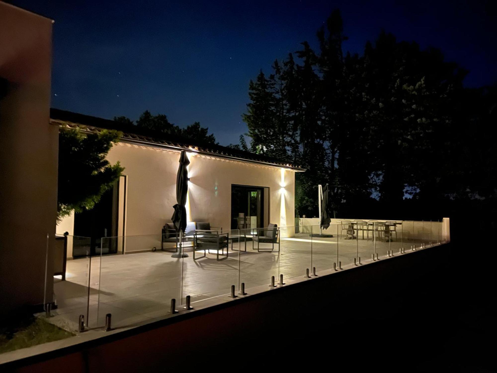 Domaine De La Franquette By Bridget & Pascal - Piscine Chauffee & * Caderousse