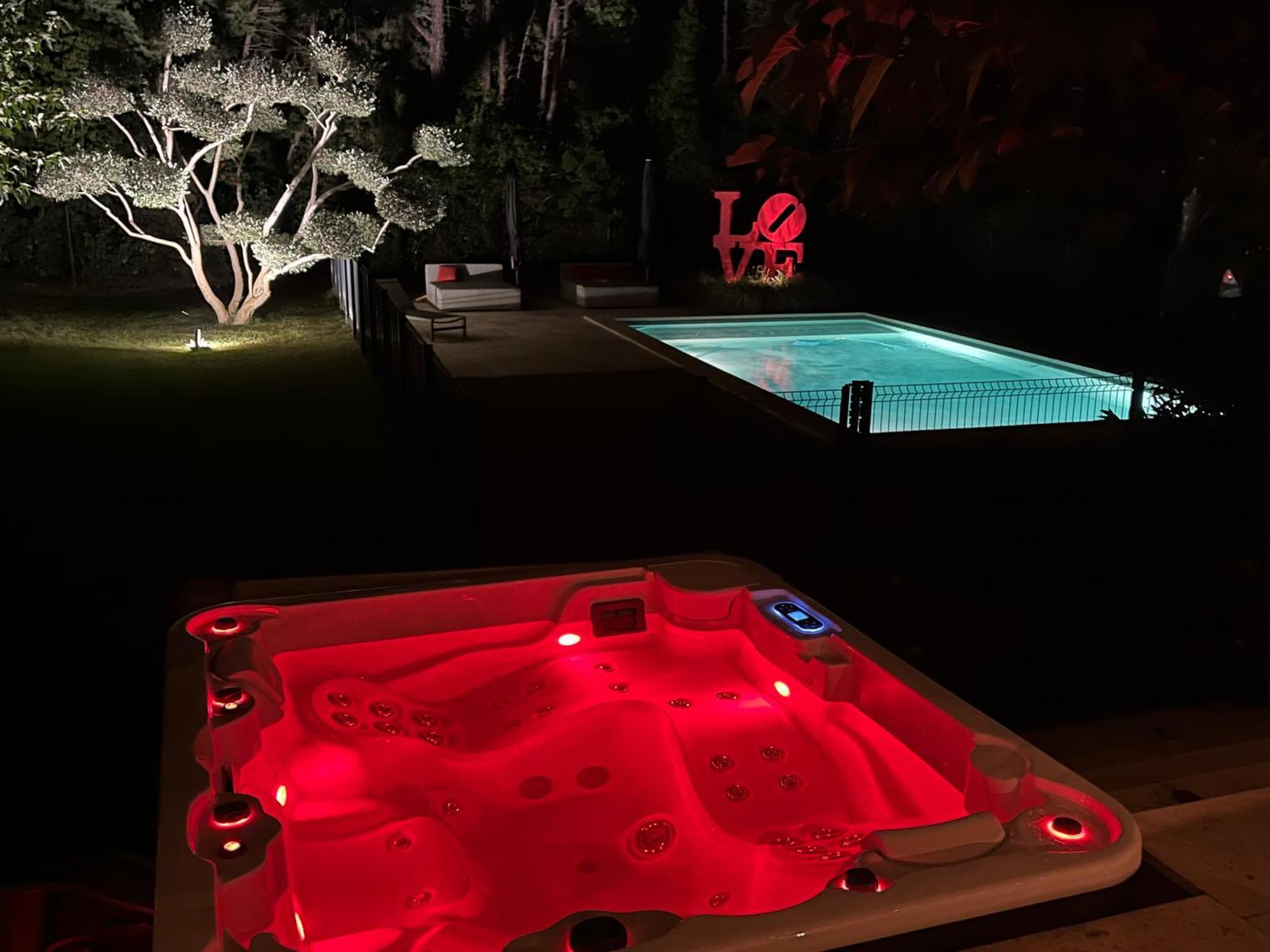 Domaine De La Franquette By Bridget & Pascal - Piscine Chauffee &